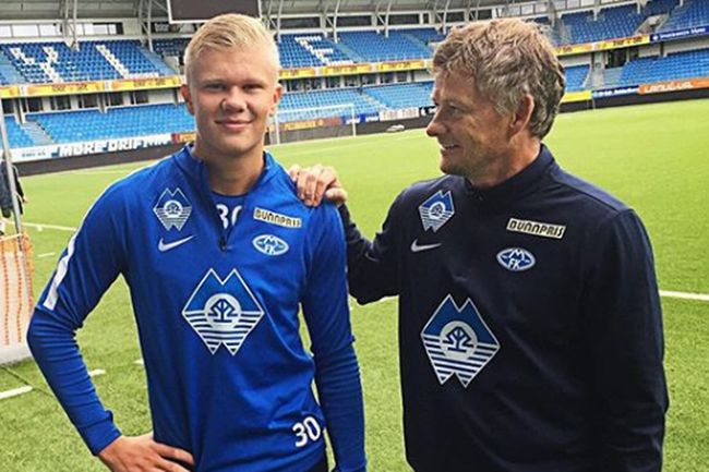 泽卡：瓦科的续约取决于他自己，但我希望明年能和他并肩作战